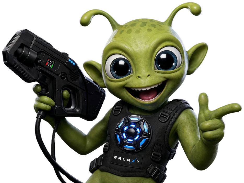 Ein Lasertag4Kids-Charakter mit Weste und Tagger